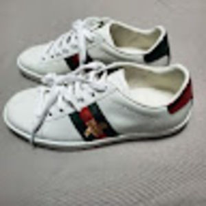 Meet your Posher, Bernadette